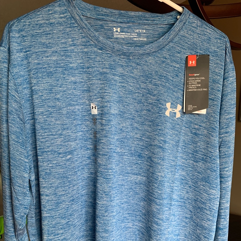 Men’s Under Armour shirt